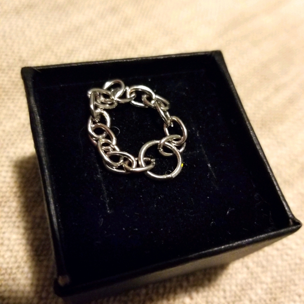 Silver chain link ring